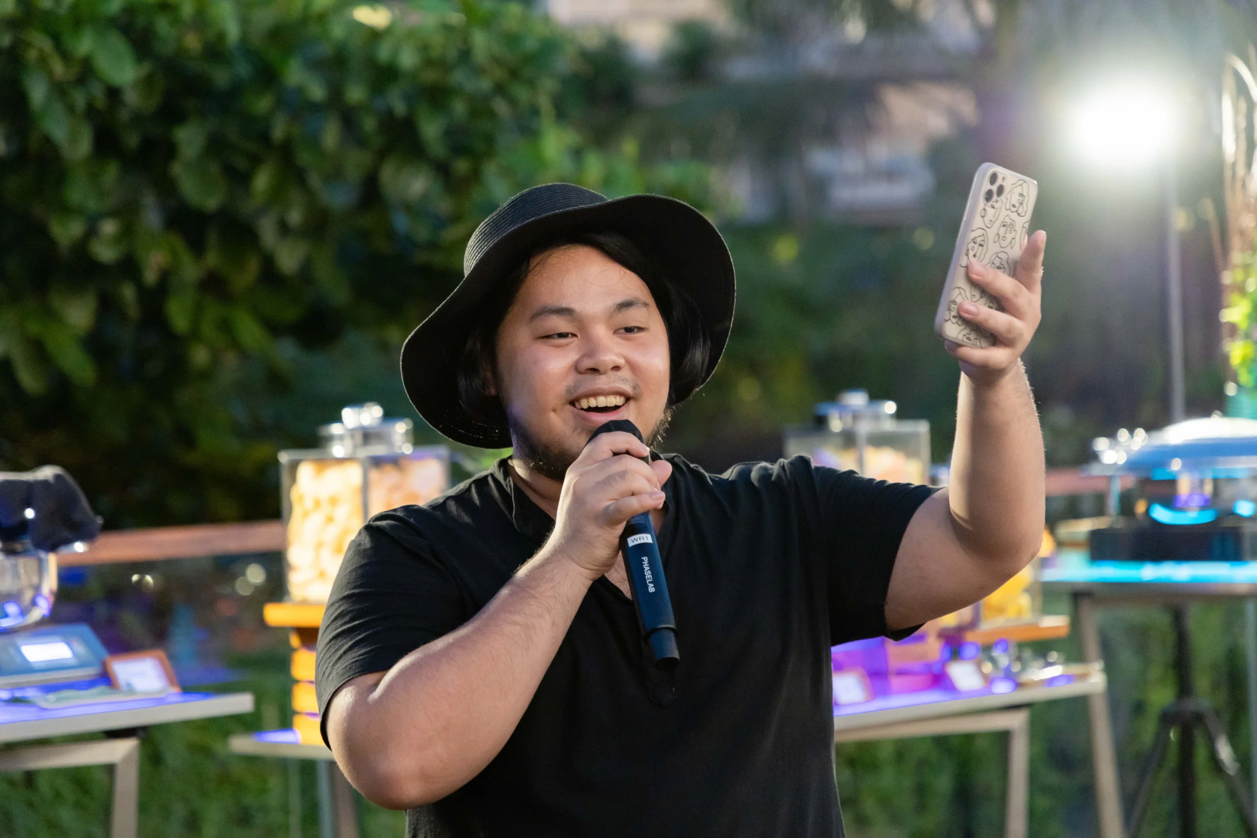 Christopher Carating